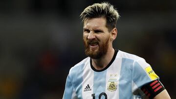 Messi se descompuso en el vuelo y preocupa en Argentina