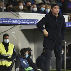 Xisco Muñoz: "El Almería juega a otro deporte"