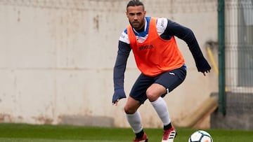 Sergio S&aacute;nchez durante una sesi&oacute;n de entrenamiento con el Espanyol.