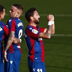 Al mercado de nueves con balas de fogueo