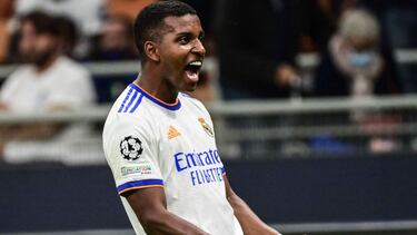 Real Madrid's Brazilian forward Rodrygo celebrates after opening the scoring during the UEFA Champions League Group D football match between Inter Milan and Real Madrid on September 15, 2021 at the San Siro stadium in Milan. (Photo by MIGUEL MEDINA /