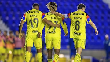 Allan Saint- Maximin celebrates his goal 2-0 with Jose Zuniga and Alvaro Fidalgo of America during the 7th round match between America and Pachuca as part of the Liga BBVA MX, Torneo Apertura 2025 at Ciudad de los Deportes Stadium, on August 30, 2025 in Mexico City, Mexico.