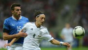 Özil, mejor de su selección según los aficionados alemanes