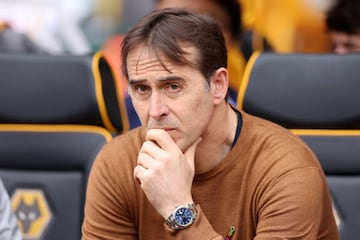 WOLVERHAMPTON, ENGLAND - APRIL 15: Julen Lopetegui, Manager of Wolverhampton Wanderers, looks on prior to the Premier League match between Wolverhampton Wanderers and Brentford FC at Molineux on April 15, 2023 in Wolverhampton, England. (Photo by Jack Thomas - WWFC/Wolverhampton Wanderers FC via Getty Images)