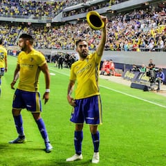 Cinco equipos por dos plazas de playoff; y seis luchan por no bajar