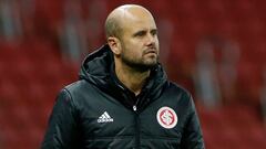 Brazil&#039;s Internacional coach Spanish Miguel Angel Ramirez gestures during the Copa Libertadores football tournament group stage match between Brazil&#039;s Internacional and Paraguay&#039;s Olimpia at the Beira-Rio Stadium in Porto Alegre, Brazil, on