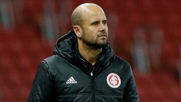 Brazil&#039;s Internacional coach Spanish Miguel Angel Ramirez gestures during the Copa Libertadores football tournament group stage match between Brazil&#039;s Internacional and Paraguay&#039;s Olimpia at the Beira-Rio Stadium in Porto Alegre, Brazil, on