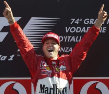 'Schumi' es el piloto de Fórmula 1 más laureado de todos los tiempos, con siete títulos mundiales, dos con la escudería Benetton y cinco más con Ferrari, donde forjó su legado. Con 91 victorias en Grandes Premios, es el conductor que más 'banderas a cuadros' se ha llevado en F1, muy por encima de leyendas como Ayrton Senna y Alain Prost. Se retiró al final de la temporada 2012. 