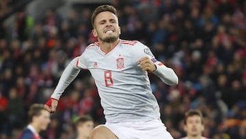 Saúl celebra su gol con la Selección.