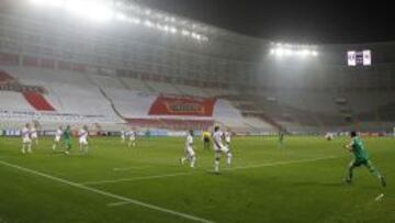 Peru y Bolivia jugarón sin público.