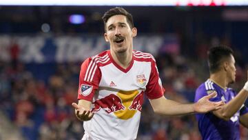 Sacha Kljestan da un excepcional homenaje a la afición del NYRB