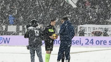 El partido se suspendi&oacute; por la nevada. 