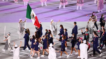 Tokio 2020: delegación mexicana desfiló con traje elegante y típico de artesanos oaxaqueños