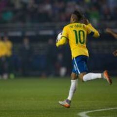 Neymar llegó a los 400 partidos como profesional