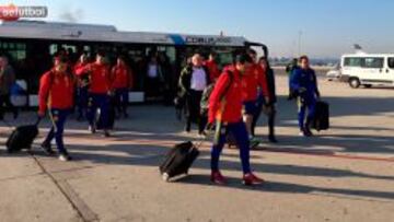 La Selección fue escoltada desde la pista de aterrizaje