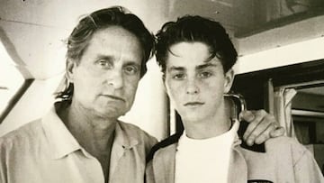 El hijo de Michael Douglas cuenta que su padre le hizo repartir marihuana en fiestas