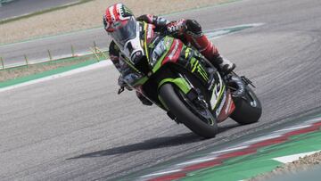 Rea gana la carrera 1 de Imola