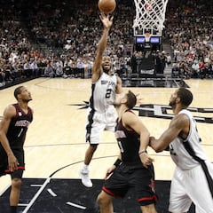 Los Suns no draftearon a Kawhi... ¡porque sudaba demasiado!