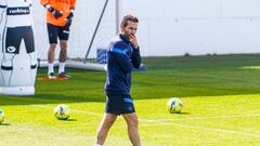 06/04/23
ENTRENAMIENTO DEL VALENCIA CF - RUBEN BARAJA