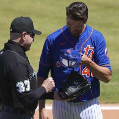 MLB umpires to explain replay reviews for the first time