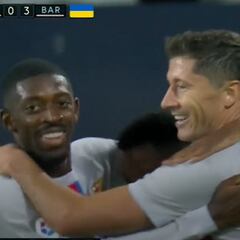 El gesto de Lewandowski en el 0-3 que aplauden las redes