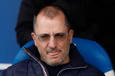 El Ceuta, un Superferry en aguas movidas