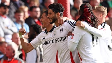 Fulham's Mexican striker #07 Raul Jimenez celebrates scoring the opening goal from the penalty spot during the English Premier League football match between Nottingham Forest and Fulham at The City Ground in Nottingham, central England, on September 28, 2024. (Photo by Darren Staples / AFP) / RESTRICTED TO EDITORIAL USE. No use with unauthorized audio, video, data, fixture lists, club/league logos or 'live' services. Online in-match use limited to 120 images. An additional 40 images may be used in extra time. No video emulation. Social media in-match use limited to 120 images. An additional 40 images may be used in extra time. No use in betting publications, games or single club/league/player publications. /