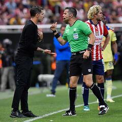 Así fue la polémica jugada del ‘Piojo’ Alvarado en el Chivas vs América