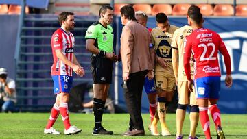 En redes tachan de escandaloso el arbitraje del San Luis vs Pumas