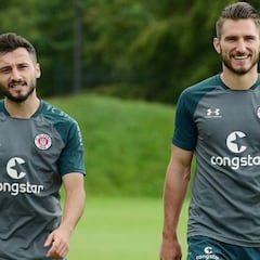 Los aficionados del St. Pauli piden la marcha de Cenk Sahin por apoyar la ofensiva turca en Siria