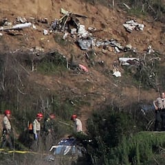 Mourning Kobe Bryant: what’s known about the helicopter crash?