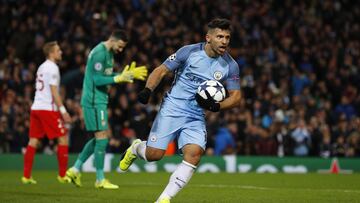 Agüero sale al rescate del City