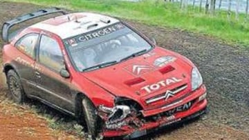 <b>MUY COMPLICADO. </b>El coche de Xevi Pons muestra perfectamente las consecuencias de la dureza del rally neozelandés. Aún así, el catalán terminó en la cuarta plaza.
