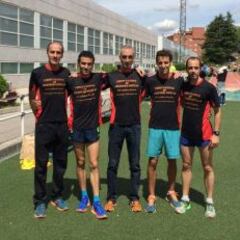 Los populares se calzan los clavos en el Mitin de Moratalaz