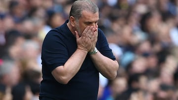 Soccer Football - Premier League - Tottenham Hotspur v Burnley - Tottenham Hotspur Stadium, London, Britain - May 11, 2024 Tottenham Hotspur manager Ange Postecoglou reacts Action Images via Reuters/Matthew Childs EDITORIAL USE ONLY. NO USE WITH UNAUTHORIZED AUDIO, VIDEO, DATA, FIXTURE LISTS, CLUB/LEAGUE LOGOS OR 'LIVE' SERVICES. ONLINE IN-MATCH USE LIMITED TO 120 IMAGES, NO VIDEO EMULATION. NO USE IN BETTING, GAMES OR SINGLE CLUB/LEAGUE/PLAYER PUBLICATIONS. PLEASE CONTACT YOUR ACCOUNT REPRESENTATIVE FOR FURTHER DETAILS..