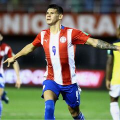 Toluca ficha a Robert Morales de Cerro Porteño