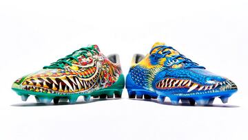 Karim Benzema visti¨® estas botas creadas por el japon¨¦s Yohji Yamamoto. En estas botas de f¨²tbol podemos apreciar un estampado con motivos animales.