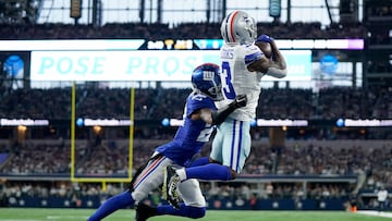 ARLINGTON, TEXAS - NOVEMBER 12: Brandin Cooks #3 of the Dallas Cowboys catches a touchdown pass during the second quarter against the New York Giants at AT&T Stadium on November 12, 2023 in Arlington, Texas. Sam Hodde/Getty Images/AFP (Photo by Sam Hodde / GETTY IMAGES NORTH AMERICA / Getty Images via AFP)