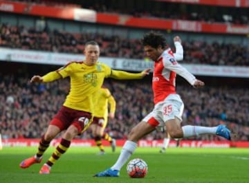 El Arsenal fichó al egipcio Mohamed Elneny procedente del Basilea.