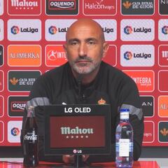 Abelardo: “Me interesa un central que conozca la liga y con cierto nombre”