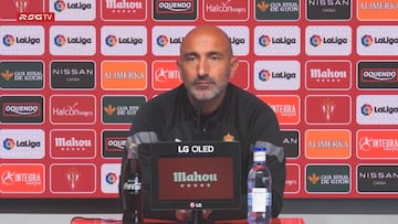 11-11-2022. ABELARDO, EN LA RUEDA DE PRENSA EN MAREO PREVIA AL DEBUT COPERO DEL SPORTING EN BEASAIN.