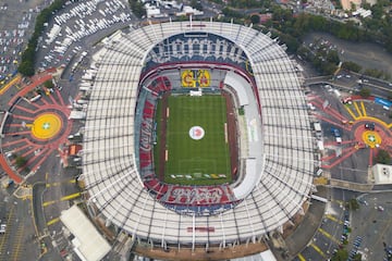 El principal estadio de México fue el primer recinto en recibir en dos oportunidades la final de la Copa del Mundo y una vez la final del fútbol olímpico.