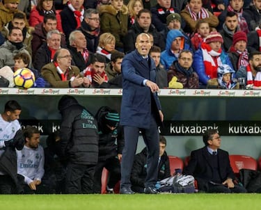 Zidane says Real Madrid not worse, just lacking that goal