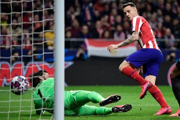 El 18 de febrero el Wanda Metropolitano vivi¨® una de sus grandes noches. Se jugaron los octavos de final de la Champions y el visitante fue el Liverpool, en esos momentos vigente campe¨®n del t¨ªtulo. El Atl¨¦tico rindi¨® como lo suele hacer en los grandes partidos y gan¨® al conjunto ingl¨¦s por 1-0, con tanto de Sa¨²l a los cuatro minutos de empezar. El Atl¨¦tico comenz¨® a acariciar el sue?o de eliminar al Liverpool, aunque faltaba Anfield.