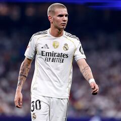 “La de Mastantuono es algo federativo, lo de Bardghji es un problema de límite salarial”