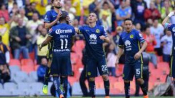 Oribe Peralta anot&oacute; su primer gol a Santos vestido con la camiseta del Am&eacute;rica. 