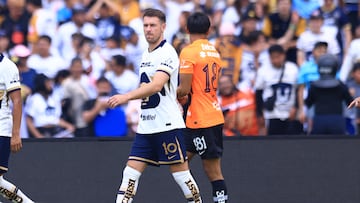 Aaron Ramsey of Pumas New reinforcement during friendly match between Pumas UNAM and C.D. Leganes prior to start of Torneo Apertura 2025the Liga BBVA MX at Olimpico Universitario Stadium, on July 06, 2025 in Mexico City, Mexico.