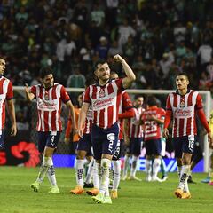 Jonathan Padilla, el cuarto novato que debuta con gol en Chivas en torneos cortos