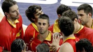 <b>AVANCES. </b>Aun sin deslumbrar, España subió el nivel ante Portugal.