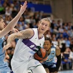El Unicaja resuelve en Lugo y mete presión al Real Madrid